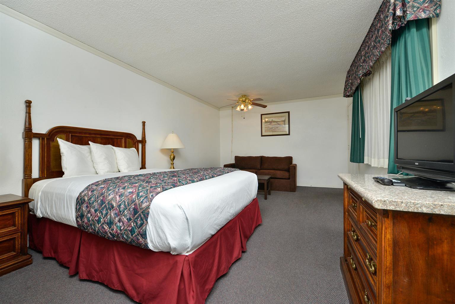 Americas Best Value Inn & Suites - Lancaster Exterior photo