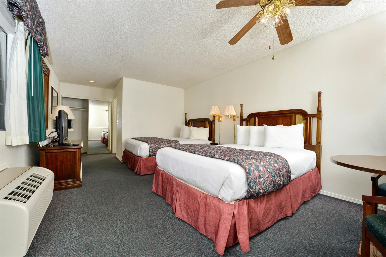 Americas Best Value Inn & Suites - Lancaster Exterior photo