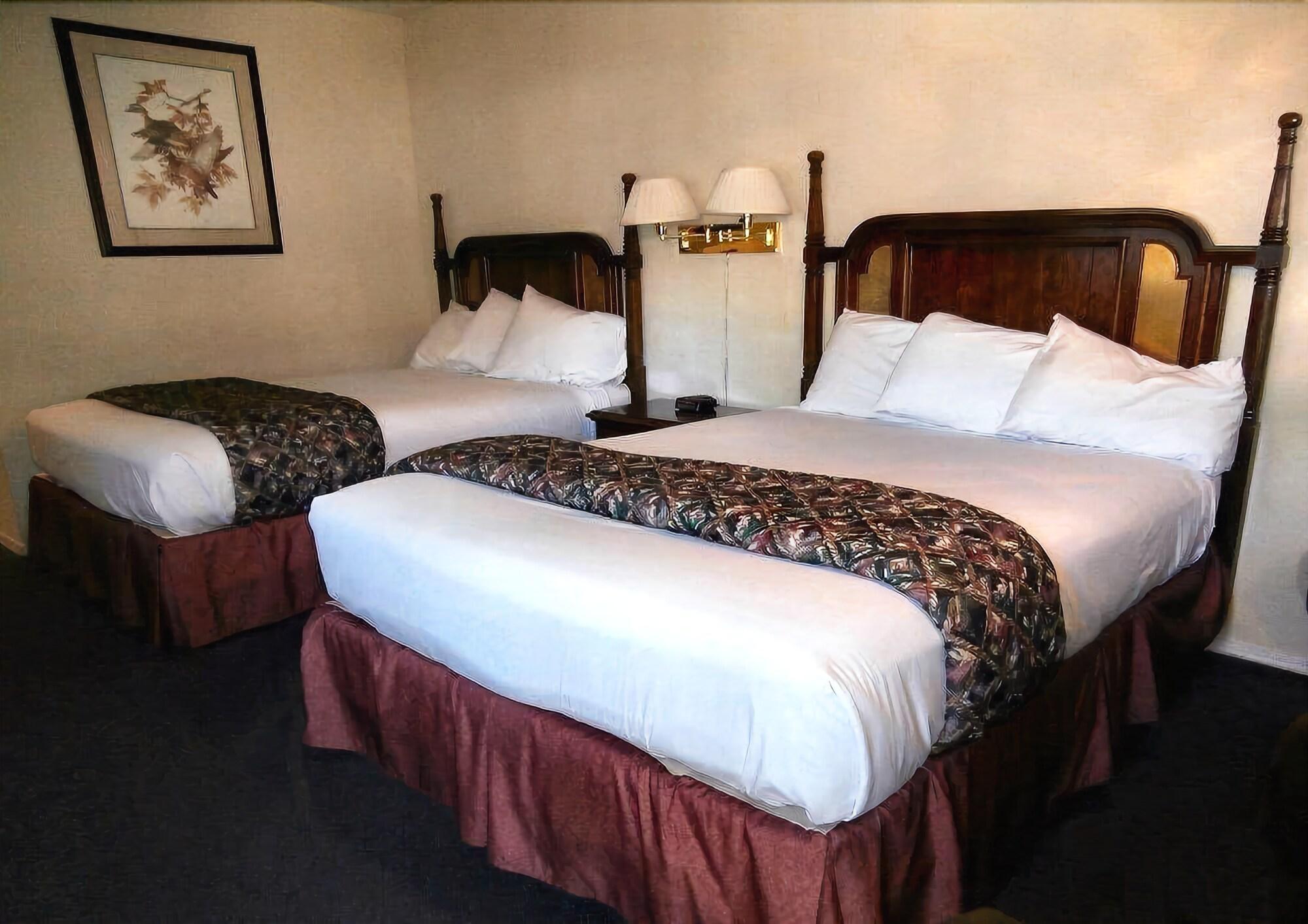 Americas Best Value Inn & Suites - Lancaster Exterior photo