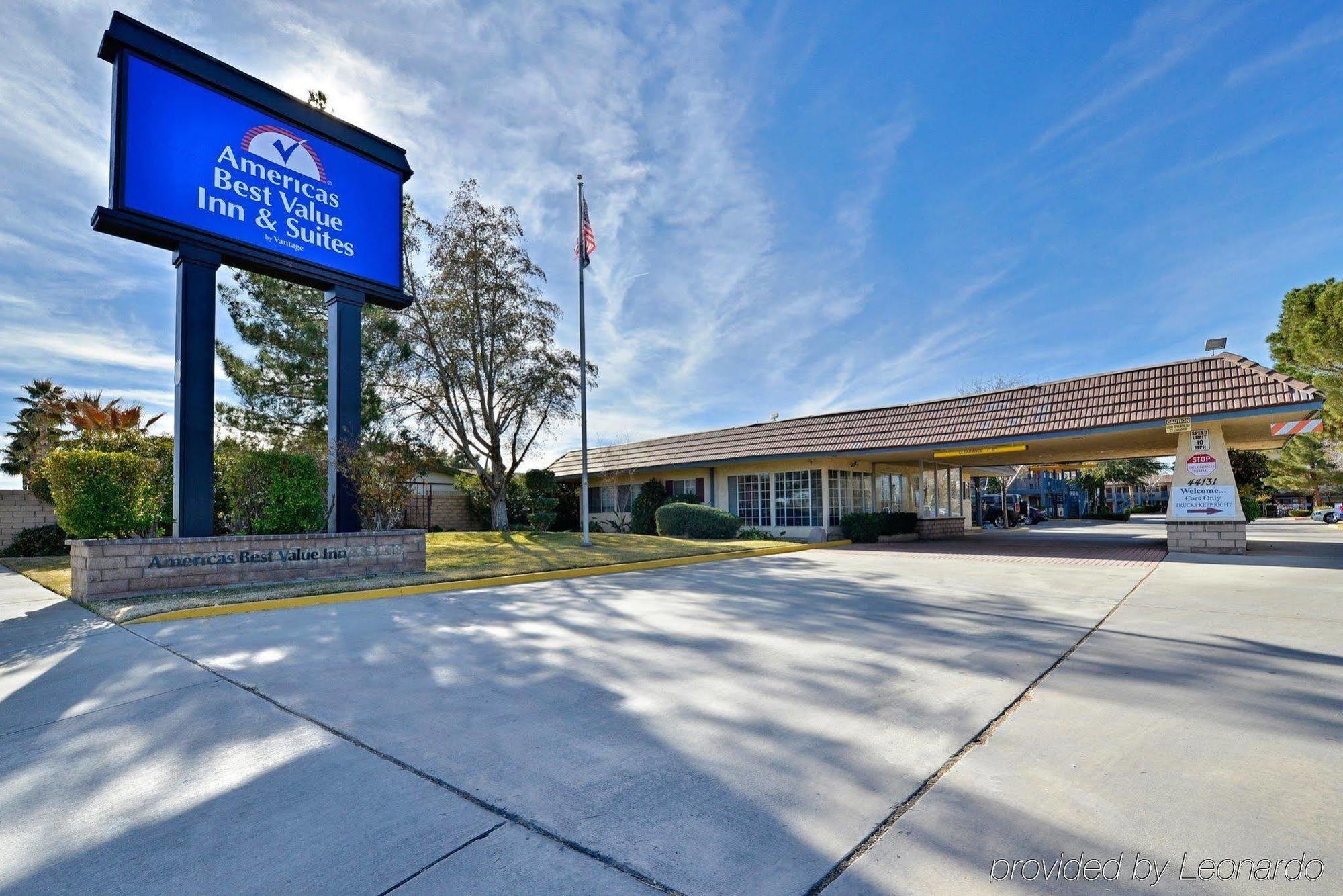 Americas Best Value Inn & Suites - Lancaster Exterior photo